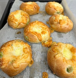 枝豆チーズベーグル　¥270